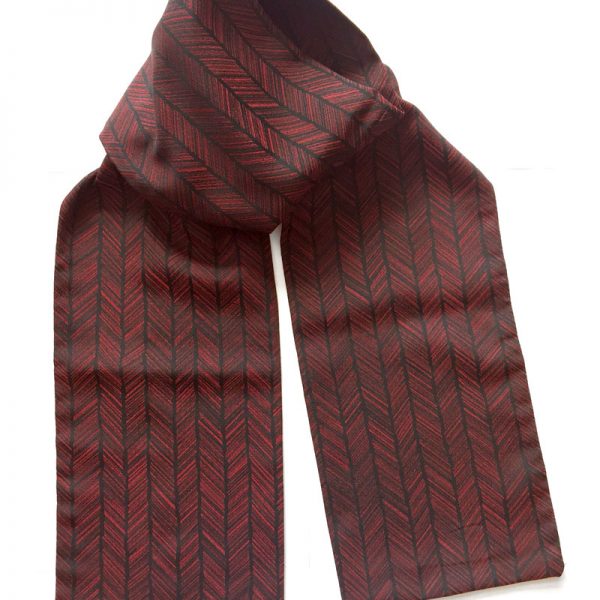 Arrow fletch pattern silk scarf