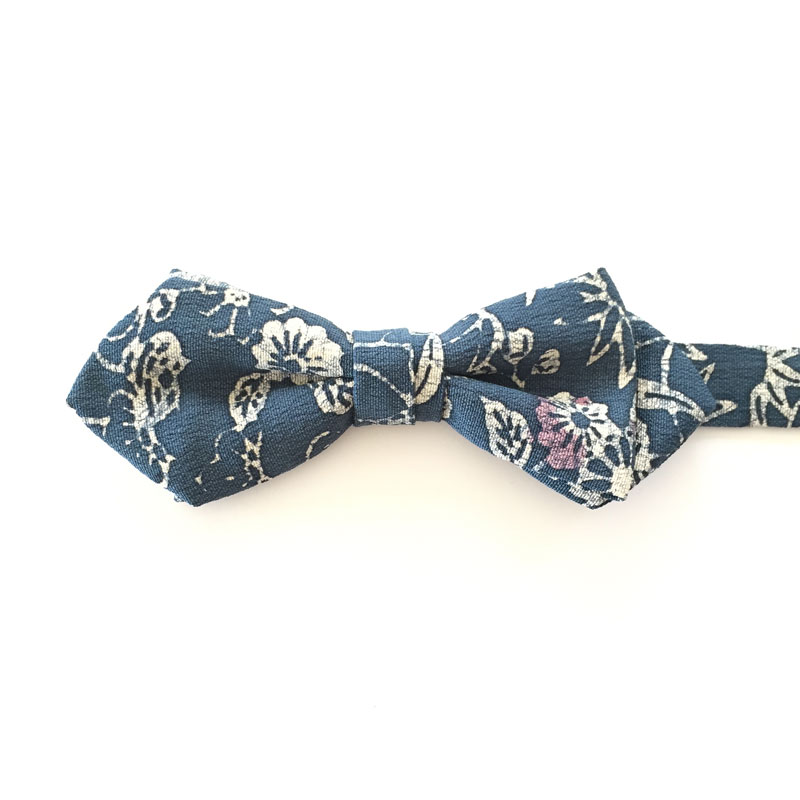Vintage Japanese silk bow tie