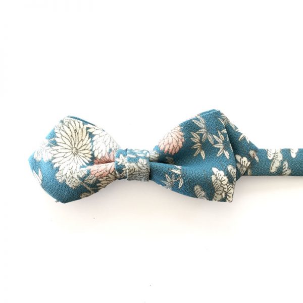Japanese vintage silk bowtie